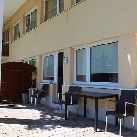 Vista Mit Integrierter Sauna Apartment *